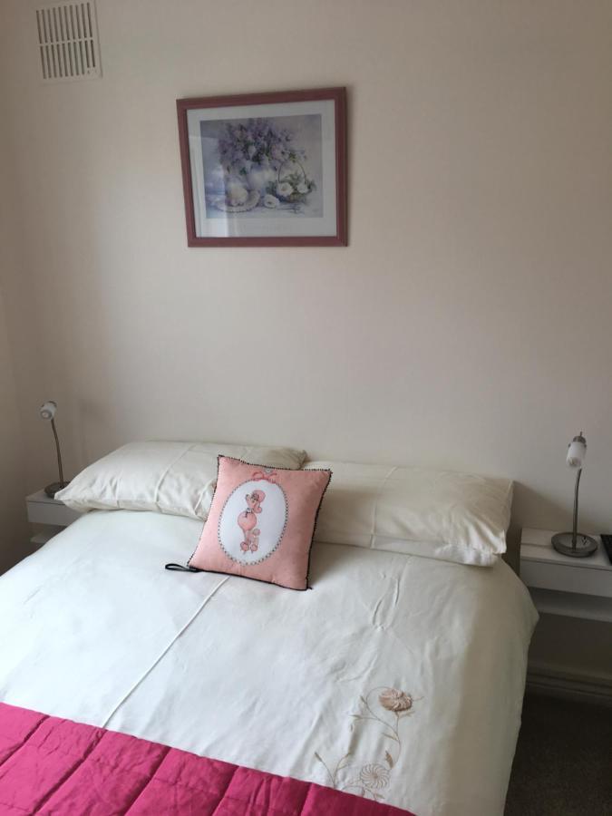 The Wave Bed and Breakfast Galway Exteriör bild